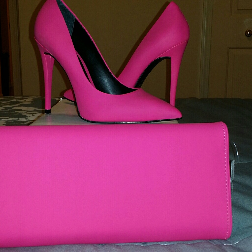 Aldo heels with matching clutch